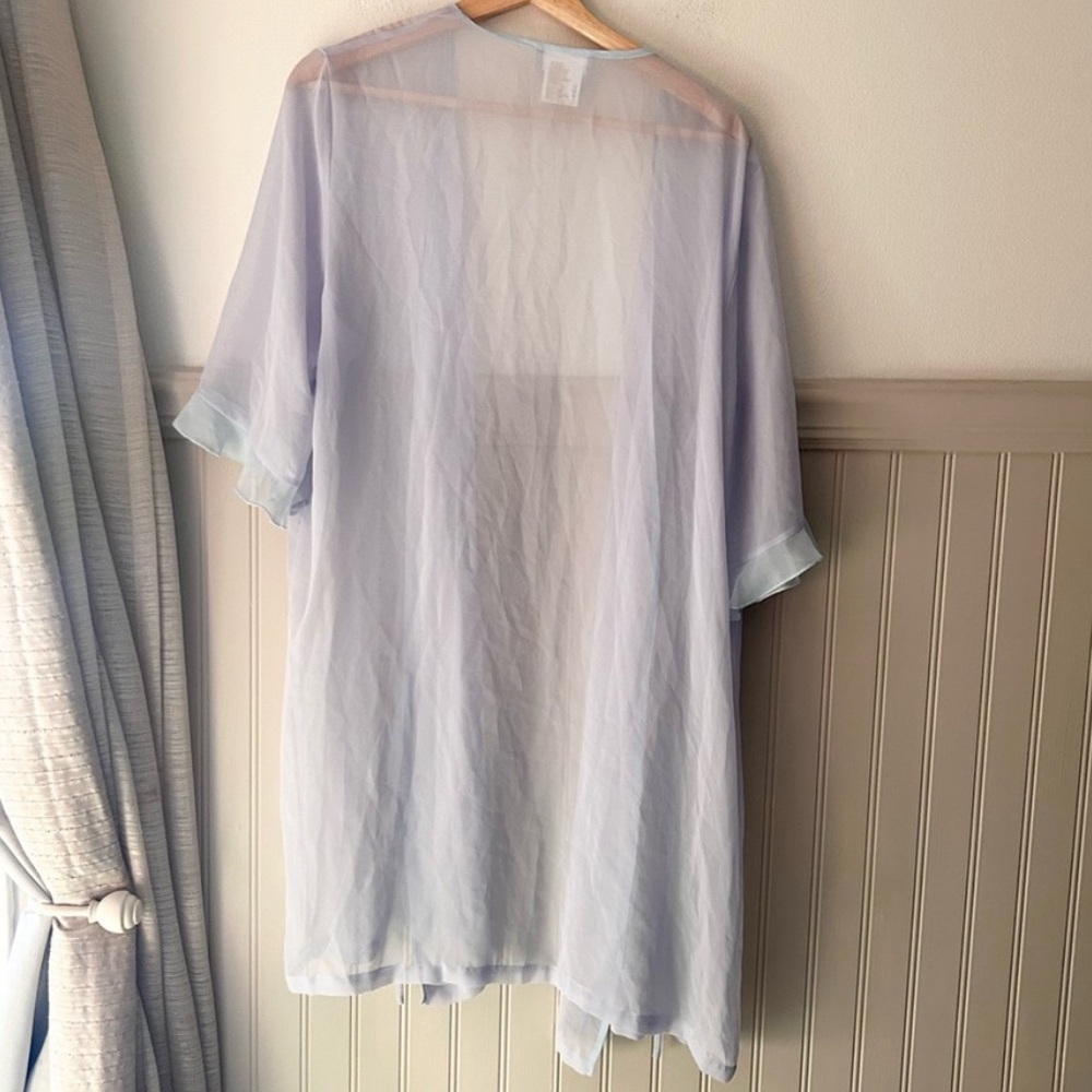 Elegant Sheer Light Blue Kimono Secert Treasures Robe size medium - Picture 3 of 3